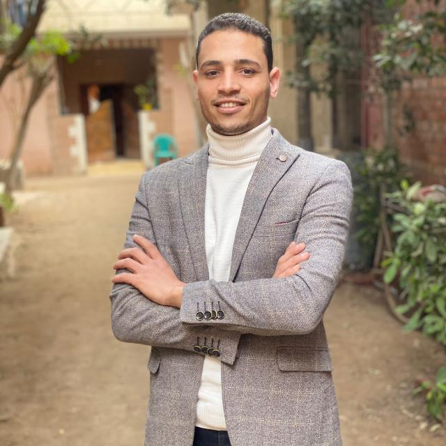 أ/ أحمد علي